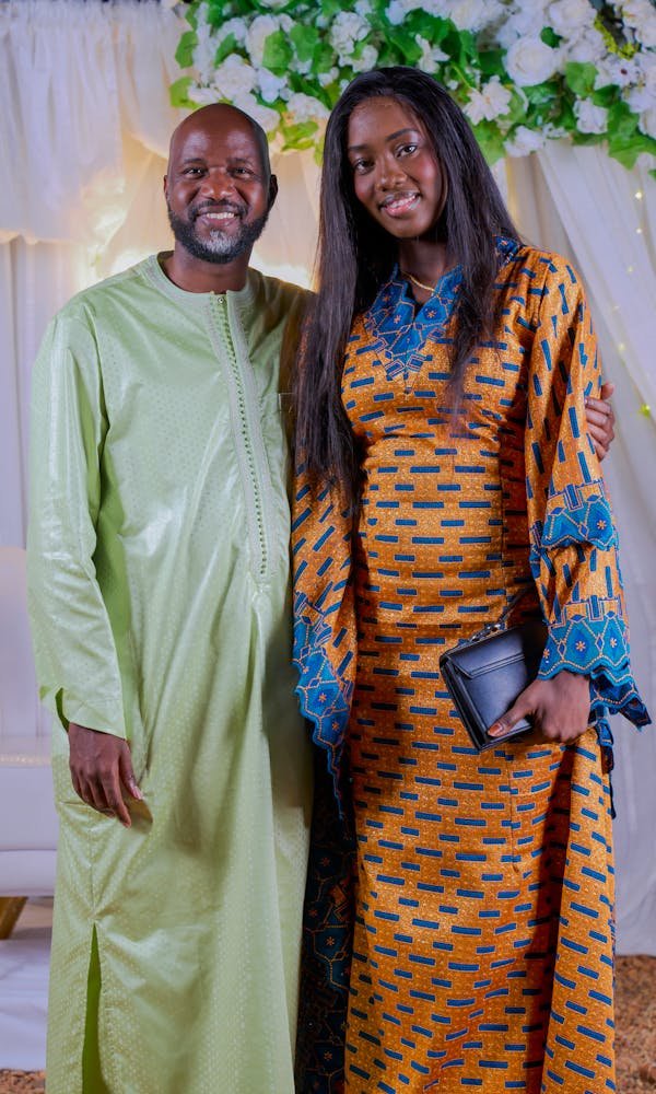 Pochette en cuir pour femme : élégance et savoir-faire intemporel